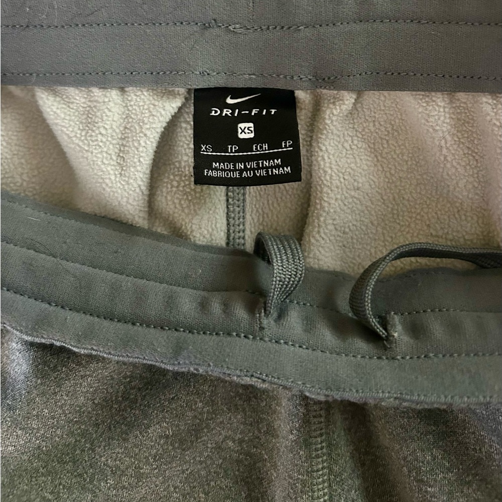Nike Women’s Dri-FIT Heather Gray XS Joggers (Heat Gear Thick/Warm)